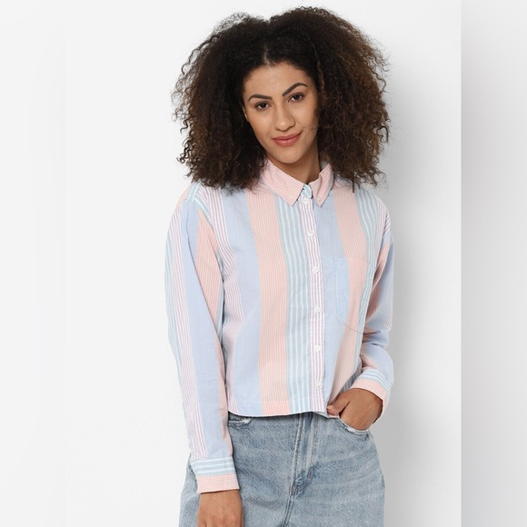 American Eagle Outfitters Tops - American Eagle • Cropped Pastel Stripe Button Up Collared Sz Sm Artsy Academia